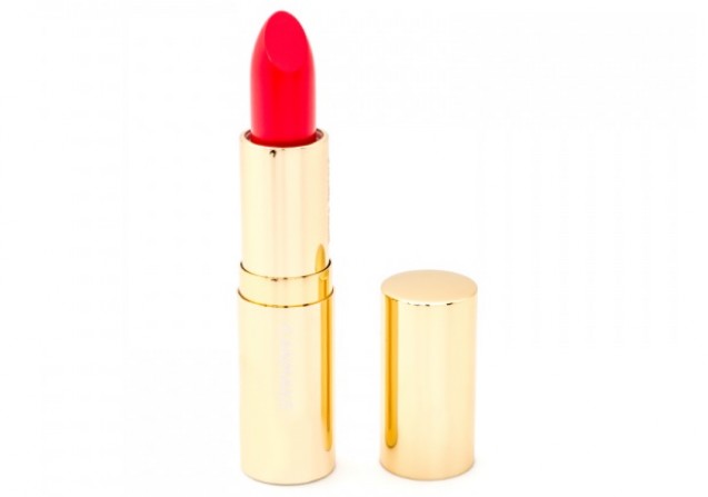 Warna lipstik merah (CANMAKE Creamy Touch Rouge - 03)