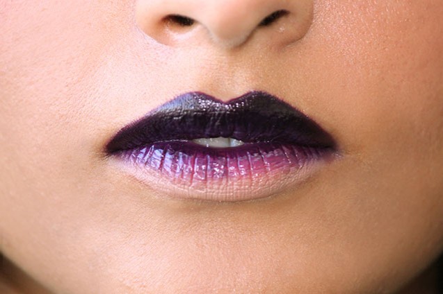 Gradasi gelap lipstick