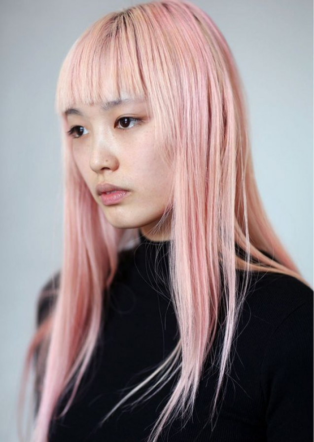 Tren warna rambut pink
