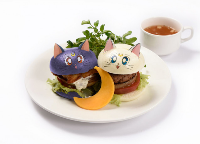 Sailor moon burger